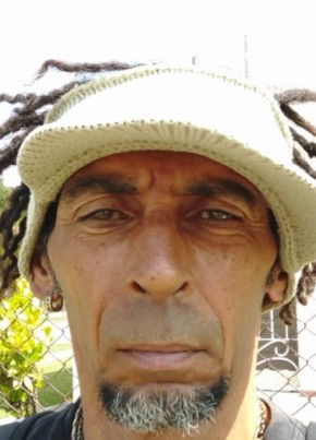 Luis Benítez cao, 52, República de Cuba, La Habana