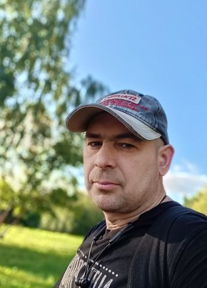 Александр, 46, Россия, Тихвин