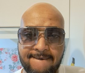 Tito, 40, Linz