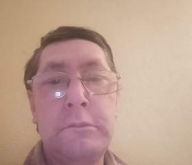 Aleksey, 52, Chernushka