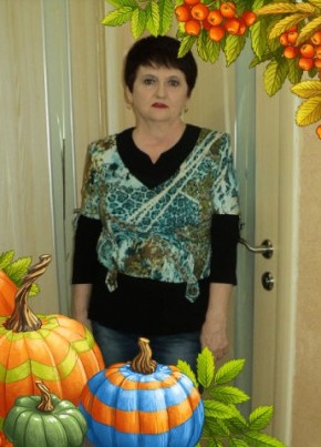 Валентина, 72, Россия, Карпинск