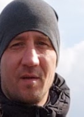 Андрей из Челябинска 48 лет