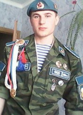Александр, 32, Россия, Татарск