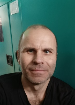 Олег из Старобельска 51 год