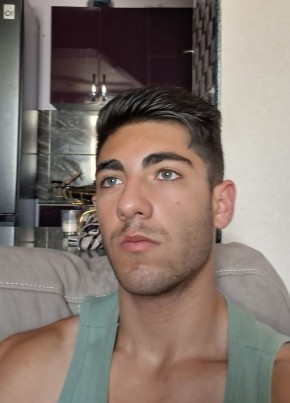Vahan из Сочи 18 лет