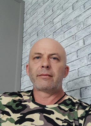 Евгений из Кущёвскаи 46 лет