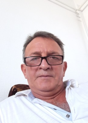 Миша, 57, Россия, Дугулубгей