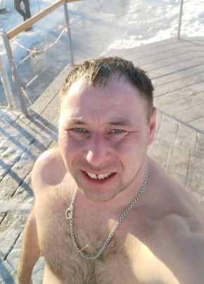 Денис из Челябинска 37 лет