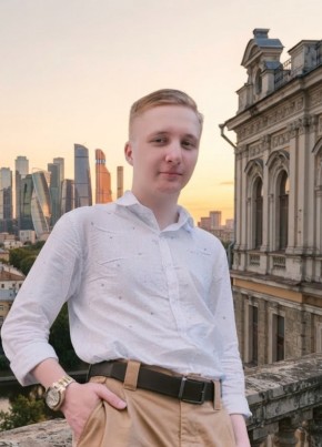Александр из Москвы 23 года