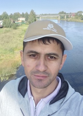 Вахоб Тошев, 33, Россия, Пестово