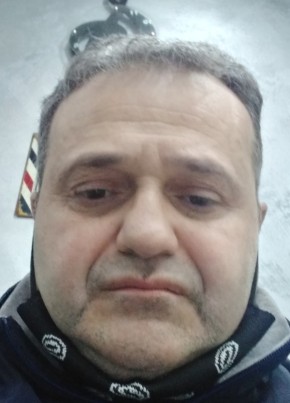 Maurizio, 59, Repubblica Italiana, Milano