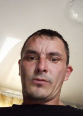Артем, 39, Россия, Ершов