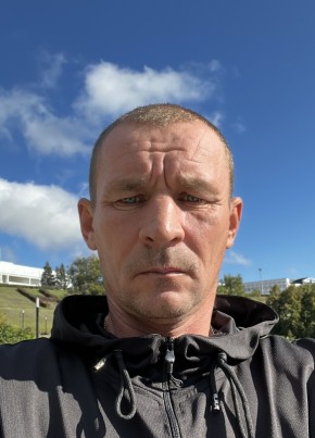 Андрей из Ульяновска 46 лет