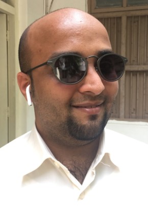 Juzer, 35, India, Mumbai