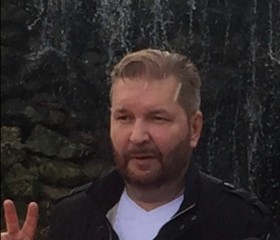 Lev, 48, Saint Petersburg