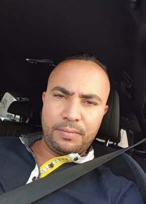 Mostafa, 37, Repubblica Italiana, Verona