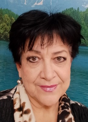 Ирина из Новомосковска 62 года