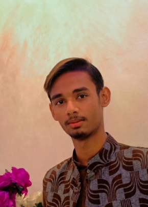 Hassan Ali из لاہور 18 лет