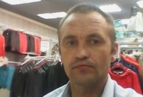 dmitriy, 47 - Just Me