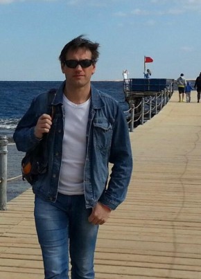 Александр