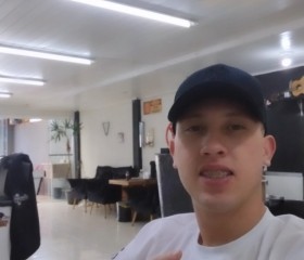 Diogo, 23, Piraquara