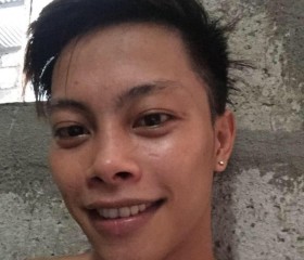Asta, 22, Magalang
