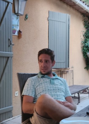 Maxime, 34, République Française, Cogolin
