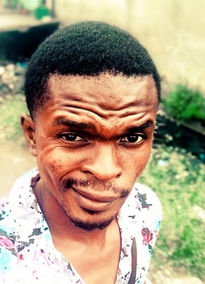 Mel Okams из Brazzaville 28 лет