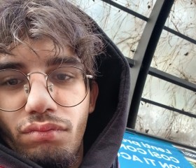 leo, 18, Desenzano del Garda