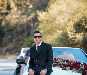 Obada, 25, Hebron