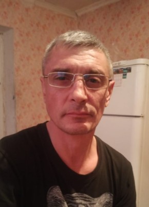 Дмитрий из Қарағанды 47 лет