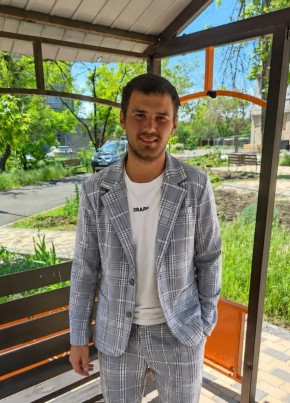 Михаил из Мариуполи 29 лет