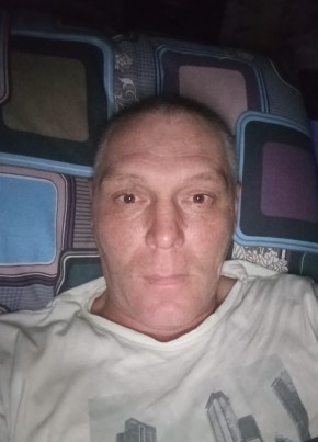 Александр из Верхнего Уфалея 41 год