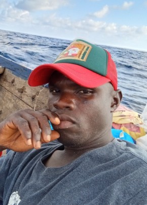 Marcus j boyah из Monrovia 32 года