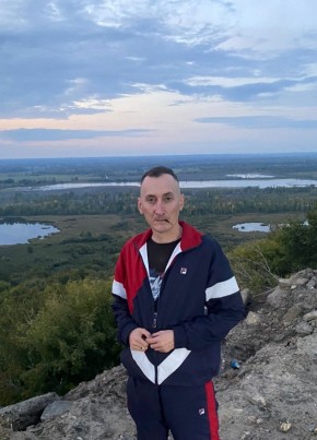 Дмитрий из Барнаула 35 лет