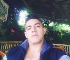 Alberto, 50, Cali