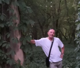 Игорь, 59 лет, Анадырь