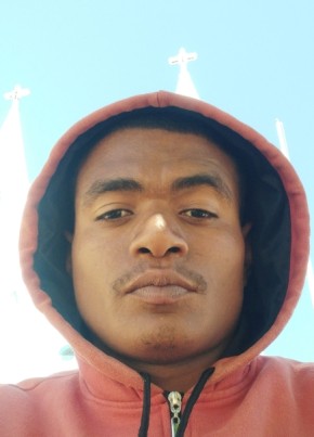Lázaro Henrique из Picos 24 года