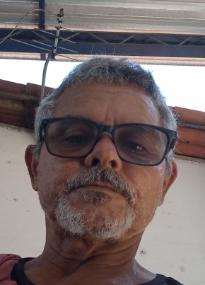 Erik из Caucaia 67 лет