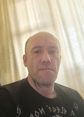 Жека из Мурманска 42 года