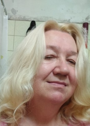 Лариса, 65, Россия, Колпино