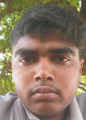 Chirag Makwana, 20, India, Bhavnagar
