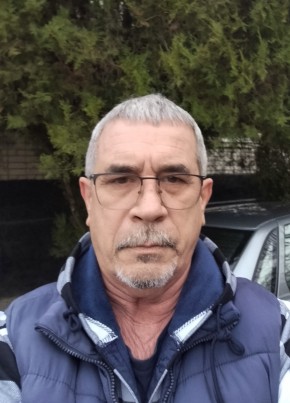 Иван из Ставрополи 64 года