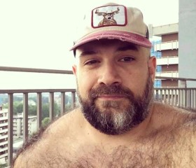 Arnold Guzman, 52, Apomu