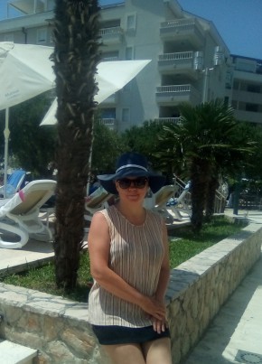 Marina, 46, Bosna i Hercegovina, Sarajevo