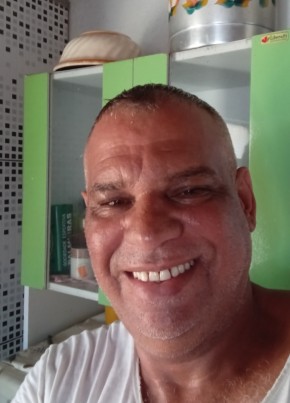 Claudio dias, 52, República Federativa do Brasil, Curitiba