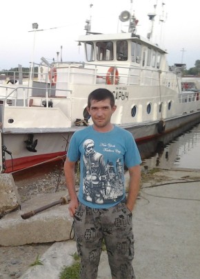 Александр, 42, Россия, Залесово