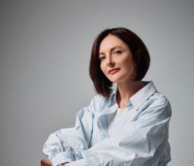 Olga, 51, Delhi