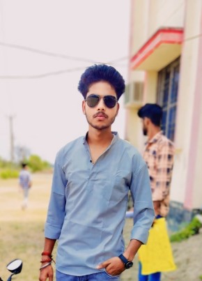 Pawan singh, 18, India, Lucknow