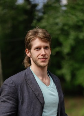 A, 24, Russia, Saint Petersburg